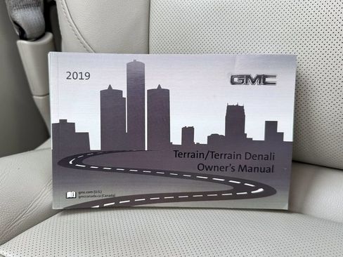 Used 2019 GMC Terrain Denali w/ Advanced Safety Package AWD/4WD image 39