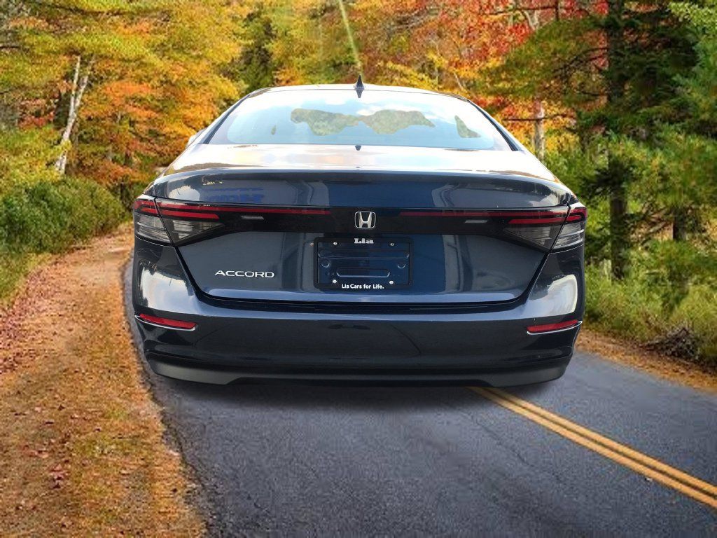 Certified 2023 Honda Accord EX image 11