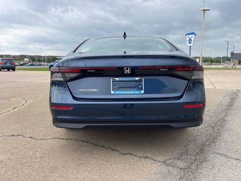 New 2026 Honda Accord SE image 4