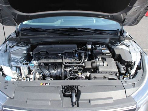 Used 2025 Kia K4 FWD image 8