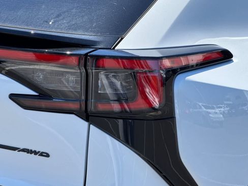 New 2026 Subaru Solterra AWD/4WD image 31