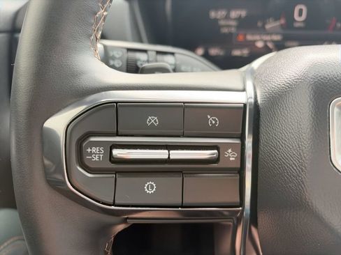 Used 2026 GMC Terrain AT4 w/ Convenience Package III AWD/4WD image 25