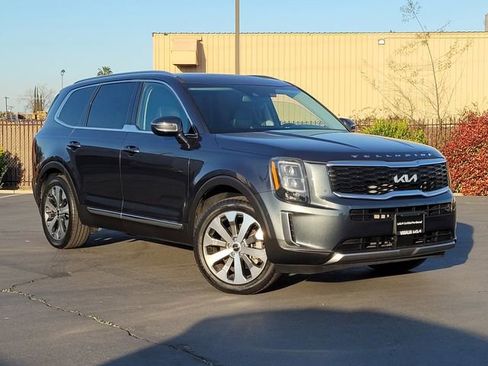 Certified 2022 Kia Telluride EX w/ EX Premium Package image 2