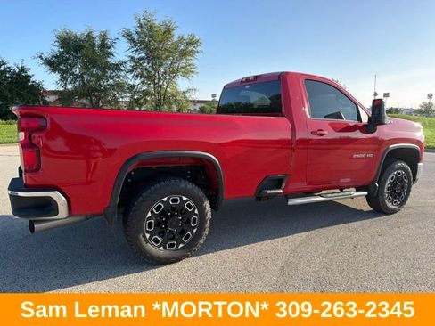 Used 2024 Chevrolet Silverado 2500 LT w/ Convenience Package AWD/4WD image 2
