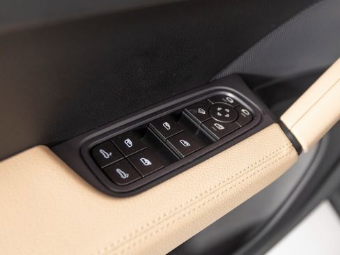 New 2026 Porsche Cayenne image 15