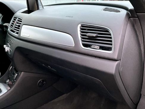 Used 2017 Audi Q3 2.0T Premium Plus w/ Premium Plus Package image 16