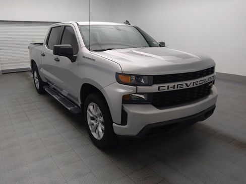 Used 2020 Chevrolet Silverado 1500 Custom w/ Custom Value Package RWD image 13