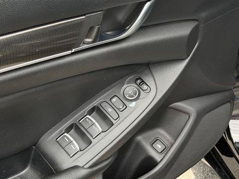 Used 2020 Honda Accord Sport image 22