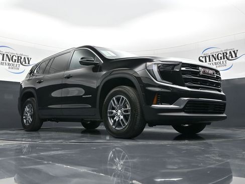 Used 2025 GMC Acadia Elevation image 17