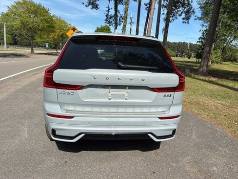 New 2026 Volvo XC60 B5 Plus w/ Protection Package Premier AWD/4WD image 7