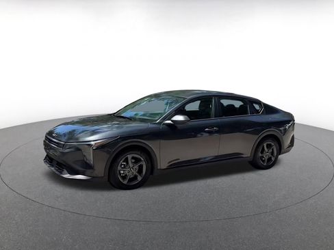 Used 2025 Kia K4 FWD image 7