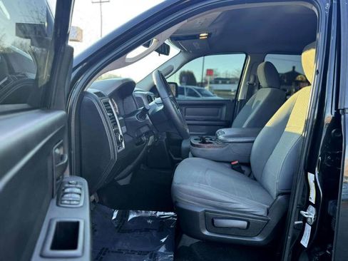 Used 2016 RAM 1500 Express image 10