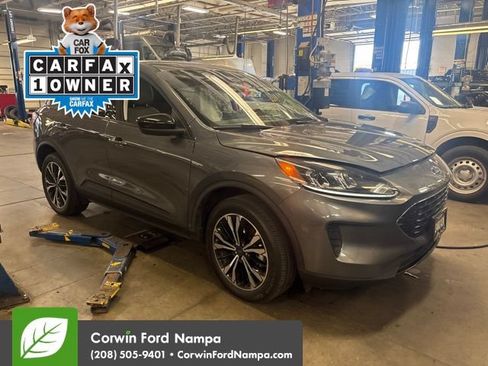 Used 2022 Ford Escape SE w/ SE Sport Appearance Package AWD/4WD image 1
