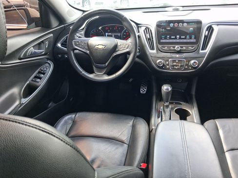 Used 2016 Chevrolet Malibu LT w/ Leather Package FWD image 25