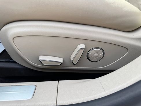 Used 2019 Lincoln MKZ Reserve image 13