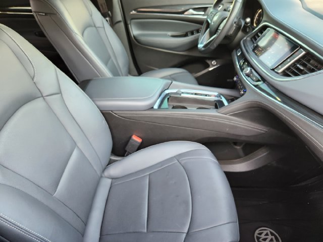 Used 2023 Buick Enclave Essence w/ Experience Buick Package FWD image 19