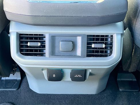 Used 2024 Ford F150 XLT w/ Equipment Group 302A MID image 31