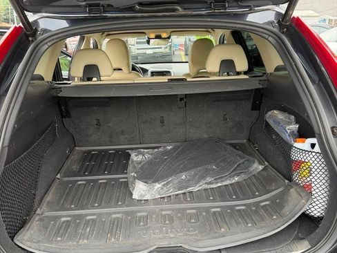 Used 2016 Volvo XC60 T6 Platinum w/ Climate Package AWD/4WD image 23