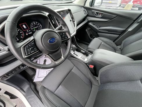 Used 2024 Subaru Ascent Premium w/ Convenience Package image 16