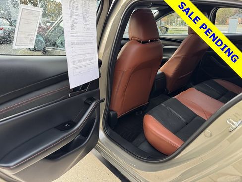 Used 2025 MAZDA MAZDA3 Carbon image 26