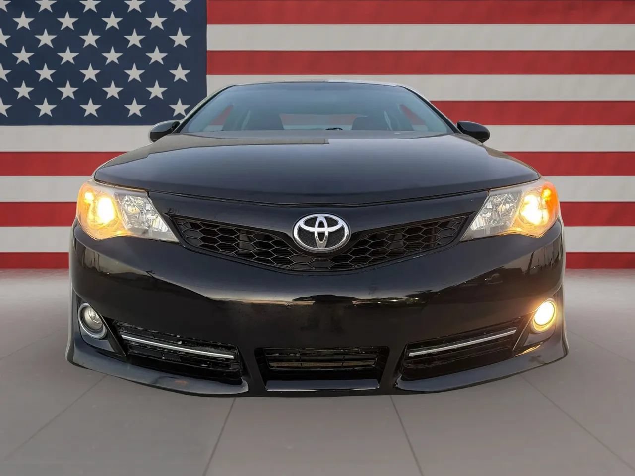 Used 2012 Toyota Camry SE FWD image 26