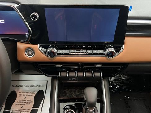 New 2026 GMC Canyon AT4 image 9