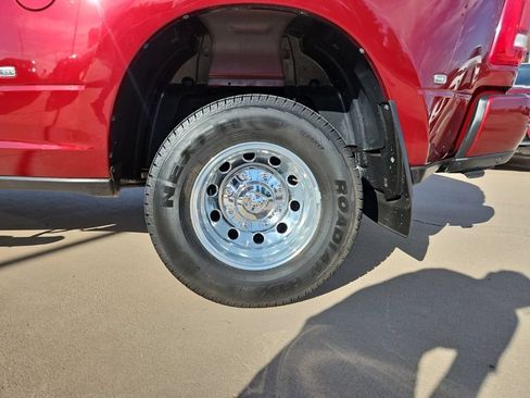 Used 2024 RAM 3500 Laramie w/ Safety Group AWD/4WD image 8