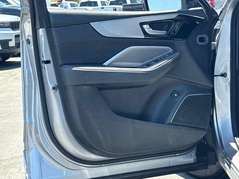Used 2025 Acura MDX SH-AWD w/ Technology Package image 20