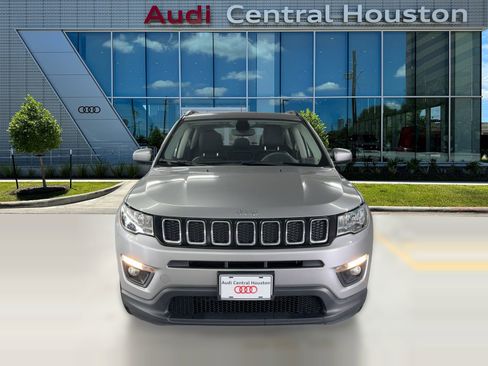 Used 2020 Jeep Compass Latitude image 5