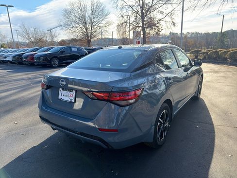 New 2025 Nissan Sentra SV image 7