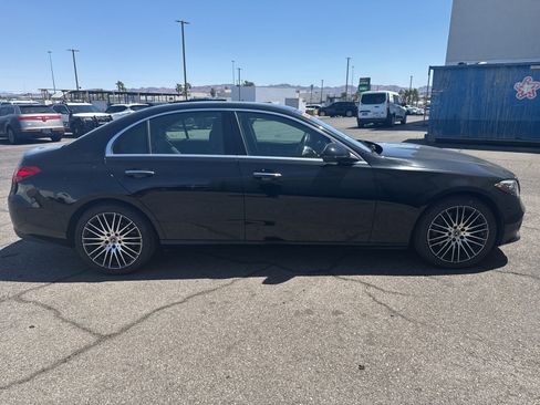 Used 2025 Mercedes-Benz C 300 Sedan image 4