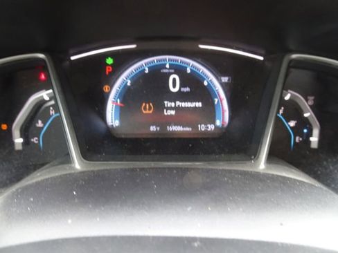 Used 2017 Honda Civic EX image 12