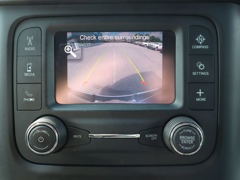 Used 2021 RAM 1500 Big Horn AWD/4WD image 12