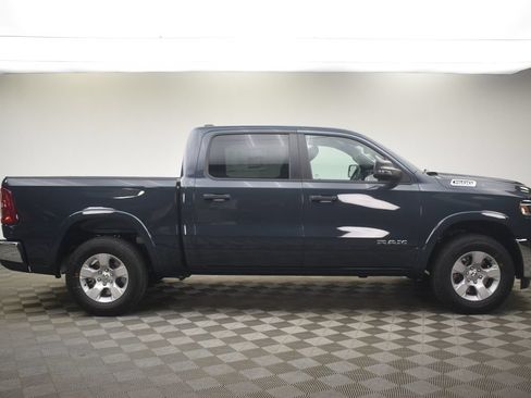 New 2026 RAM 1500 Big Horn AWD/4WD image 3