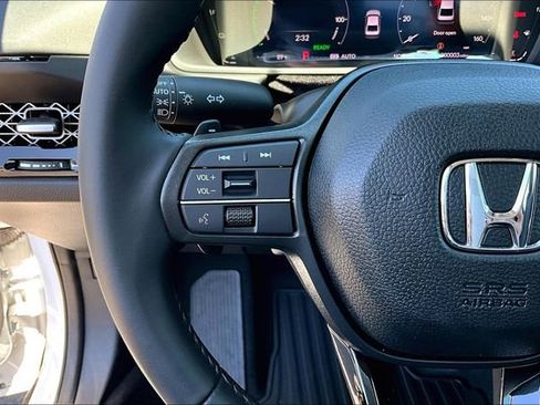 New 2025 Honda Accord EX-L image 18