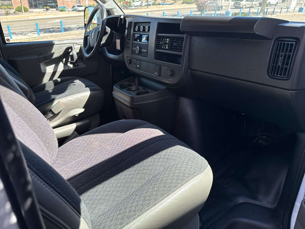 Used 2025 GMC Savana 2500 w/ Driver Convenience Package RWD image 31