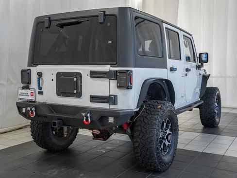 Used 2015 Jeep Wrangler Unlimited Rubicon w/ Connectivity Group image 4