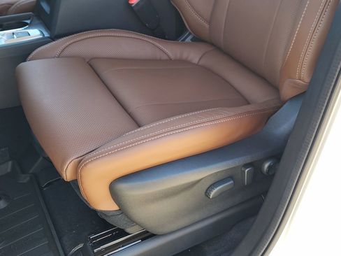 New 2026 Subaru Ascent Touring image 18