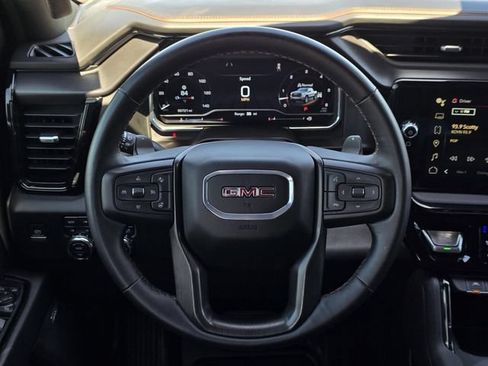 Used 2024 GMC Sierra 1500 AT4 w/ Technology Package AWD/4WD image 19