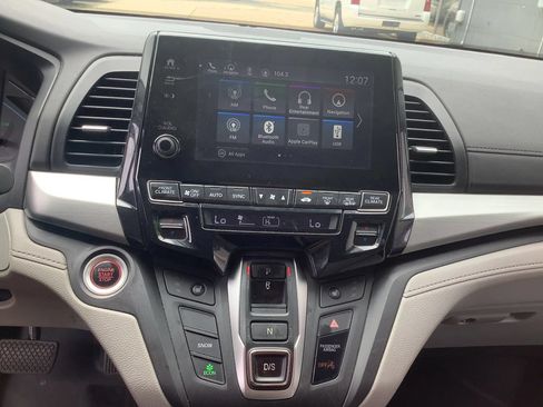 Used 2018 Honda Odyssey EX-L image 24