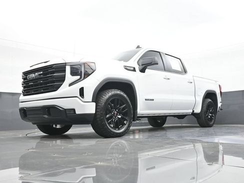 Used 2024 GMC Sierra 1500 Elevation w/ X31 Off-Road Package AWD/4WD image 56