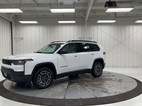 New 2026 Jeep Cherokee Laredo AWD/4WD image 4