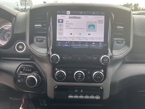 Used 2022 RAM 2500 Tradesman image 21