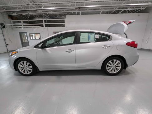 Used 2015 Kia Forte EX FWD image 12
