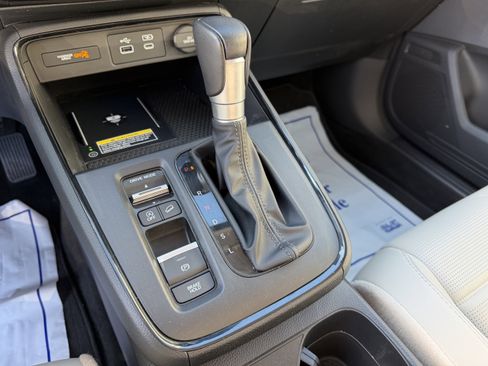 Used 2023 Honda CR-V EX-L image 17