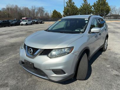 Used 2016 Nissan Rogue S w/ S Family Package