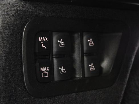 Used 2024 BMW ALPINA XB7 AWD/4WD image 35