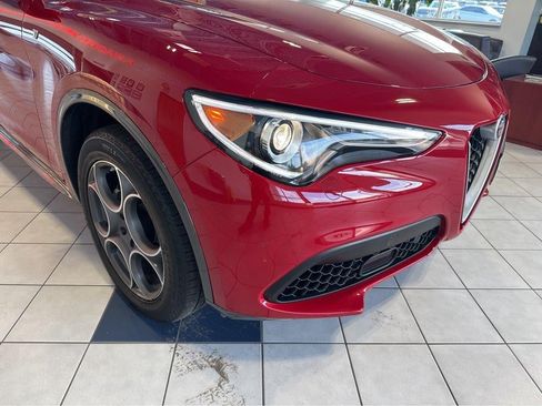 Used 2023 Alfa Romeo Stelvio Ti AWD/4WD image 6