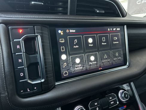 Used 2022 GMC Yukon XL Denali image 22