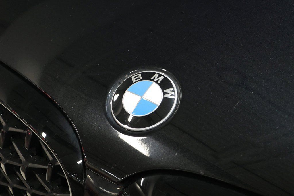 Used 2024 BMW X4 xDrive30i w/ Premium Package AWD/4WD image 12